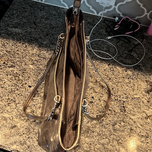 Michael Kors purse - Picture 2 of 3